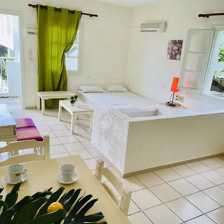 Piskopiano Studios Aparthotel