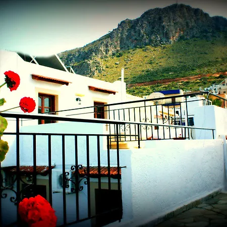 Piskopiano Studios