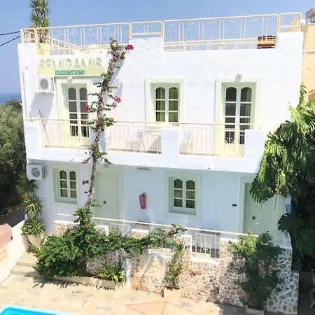 Hotel apartamentowy Piskopiano Studios 3*